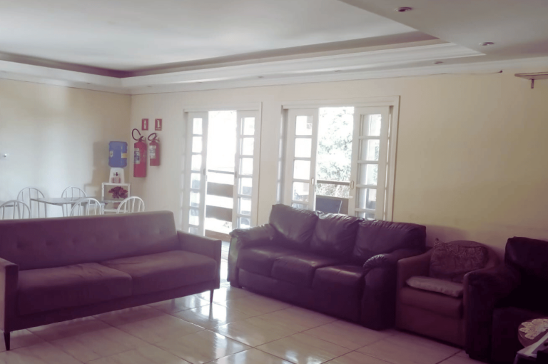 Casa de Repouso Ebenezer oferecendo cuidados humanizados e ambiente seguro para idosos com conforto, carinho e qualidade de vida